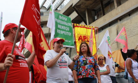 Nota das Associações Docentes da Bahia exige retirada total da PEC 159 de Rui Costa