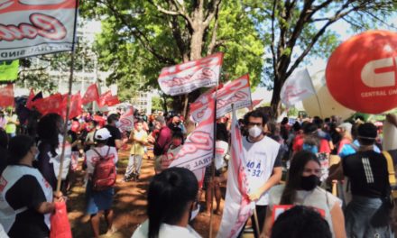 Servidores públicos se mobilizam em Brasília contra Reforma Administrativa e PEC dos Precatórios