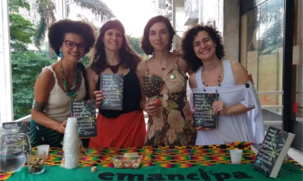Professora da UESC lança livro sobre Paulo Freire e educação popular